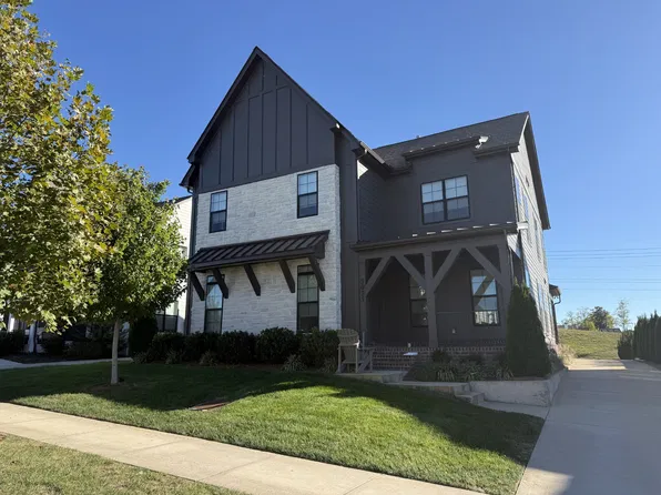 3025 Whitstable Ct, Thompsons Station, TN 37179