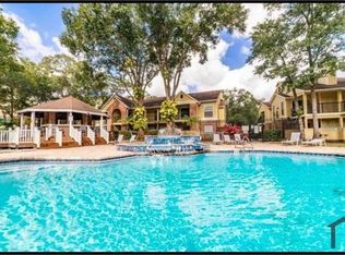 8706 Mallard Reserve Dr, Tampa, FL 33614