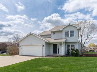 645 Andrews Ct, North Liberty, IA 52317