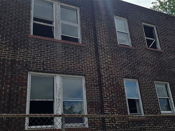 3rd image of 4158 E Green Lea Pl