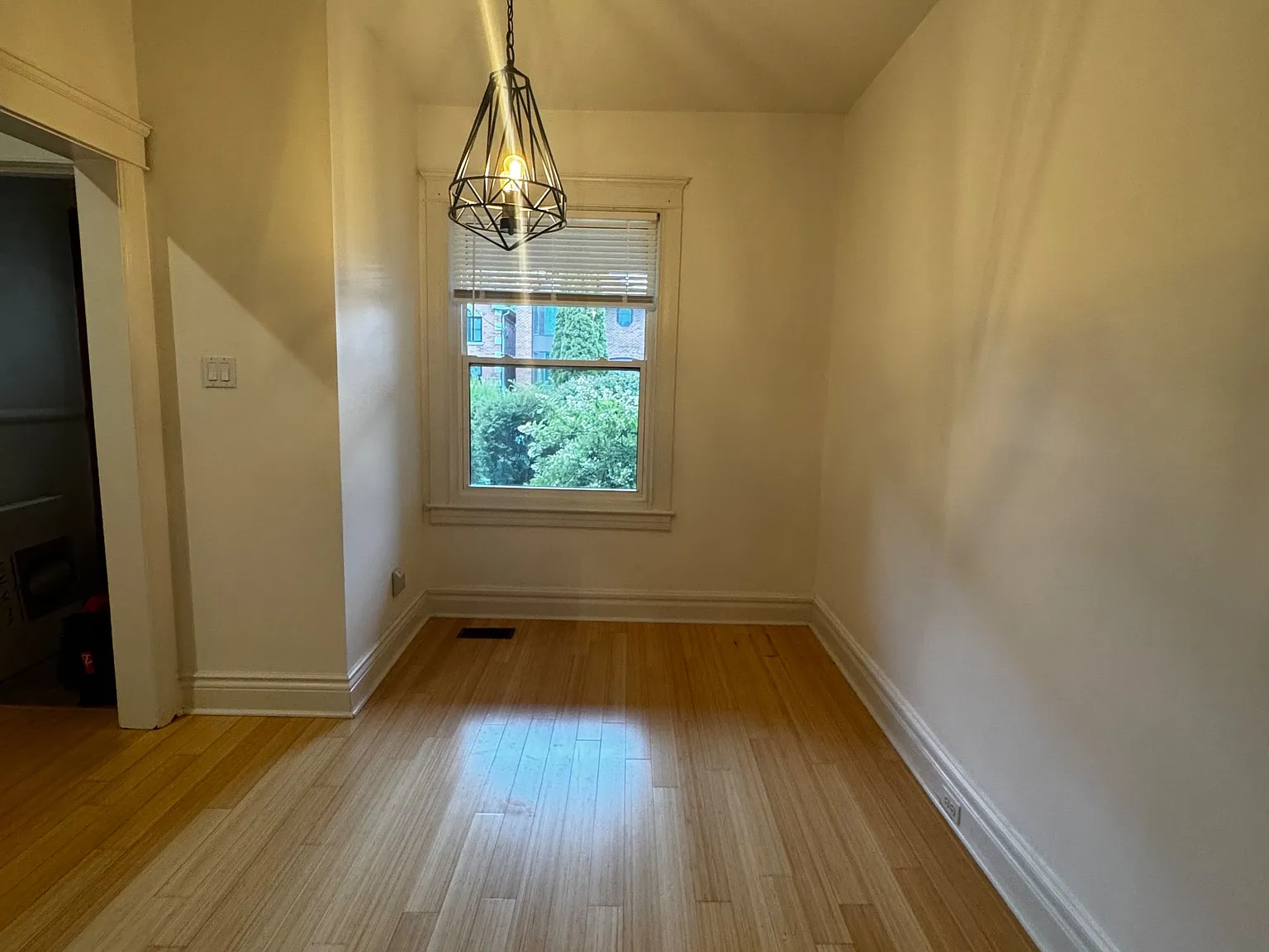 3 bed, $3,950 — Photo 3