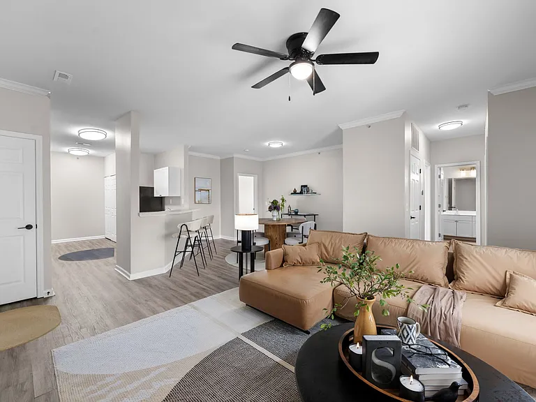 O'Fallon (Renovated) - 3 Bed / 2 Bath - 1,330 Sq.Ft.