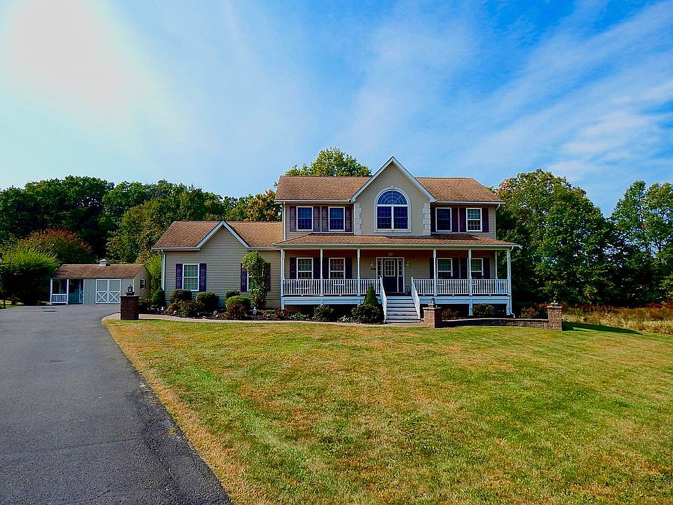 1st image of 16 Velde Ct