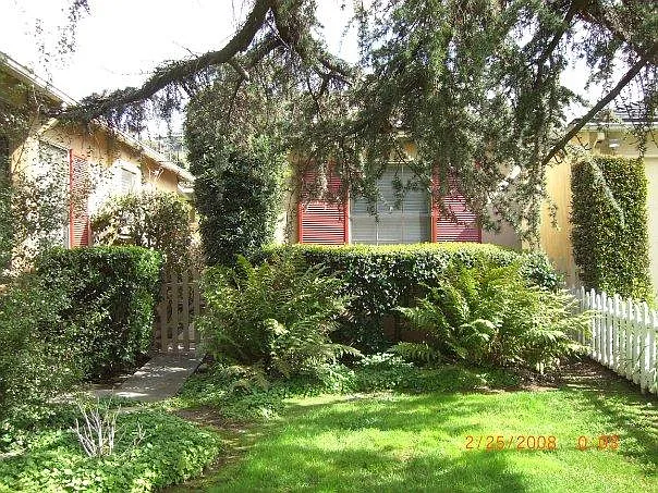 Cadbury Rd — Photo 1