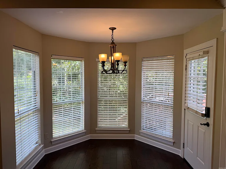 4 Bordeaux Ct — Photo 8