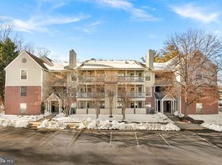 Penderbrook Square Condo, Fairfax, VA 22033