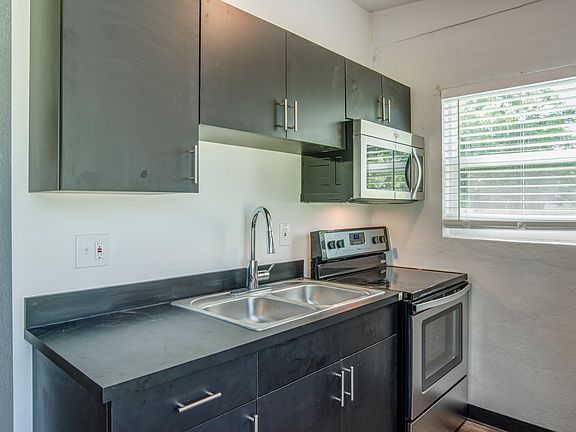 4th image of 2503 E 12th Ave Unit B