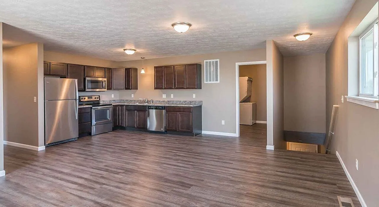 3 Bedroom Barker Crossing Townhome with Attached Garage & In-Unit Laundry — Photo 3