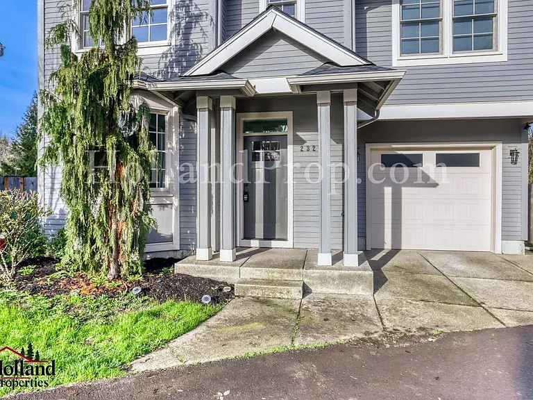 2327 Turnbull Ct — Photo 2