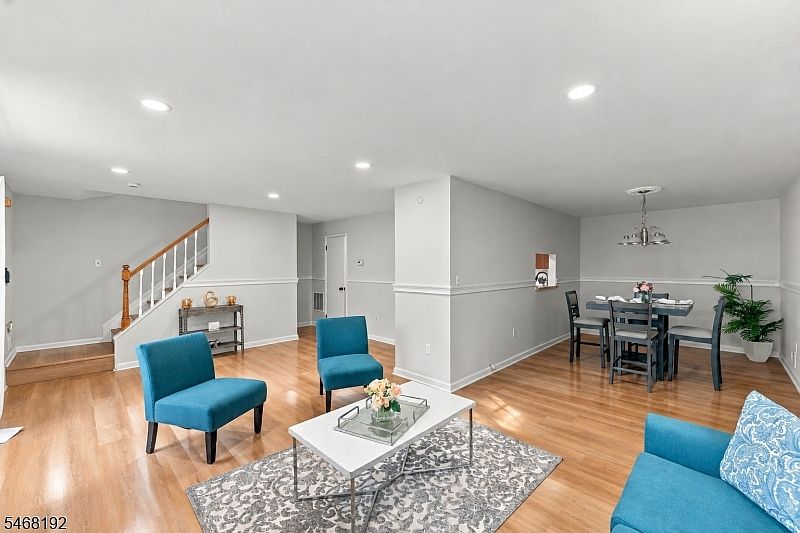 1st image of 26 Rutgers Dr