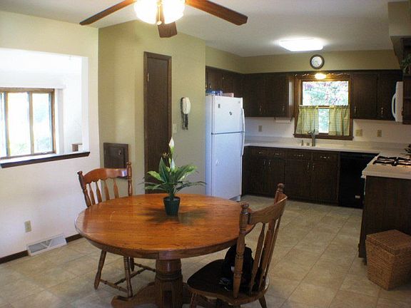 Dinette Area in Kitchen
