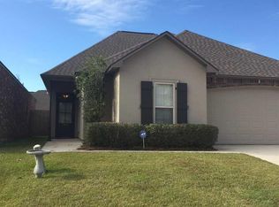 5414 Hidden Ridge Ln, Baton Rouge, LA 70816