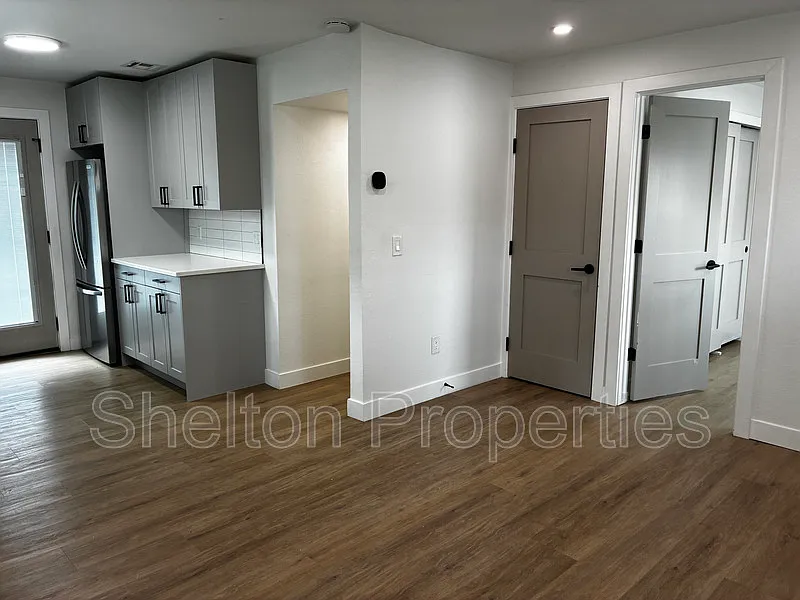 2 bed, 1.0 bath, 850 sqft, $1,445 — Photo 4
