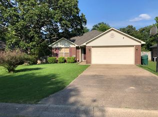 1450 Pyramid Dr, Conway, AR 72034