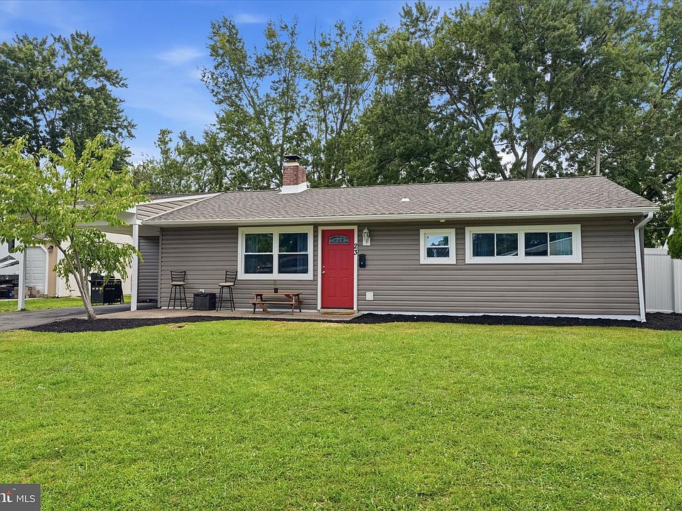 1st image of 23 Boston Ivy Rd