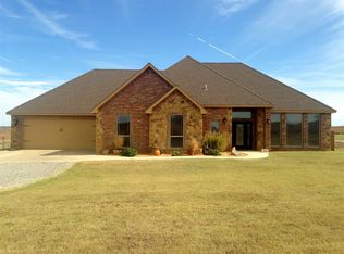 11528 NE Happy Hollow Rd, Elgin, OK 73538