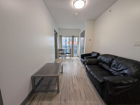4th image of 258 A Sunview St E #1718
