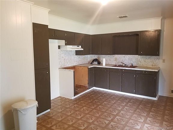 4th image of 4614 Fitzgerald Cir