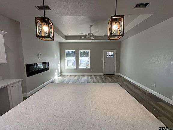 3rd image of 126 Mowery Ln