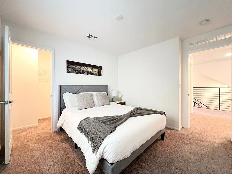 5888 Becklow Gardens Ave — Photo 28