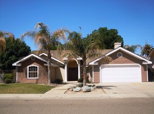 2214 Oakes St, Hanford, CA 93230
