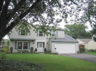 535 Mohican Rd, Carol Stream, IL 60188