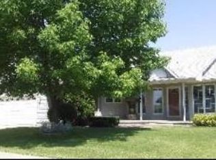 1260 Plum Creek Dr, Bourbonnais, IL 60914