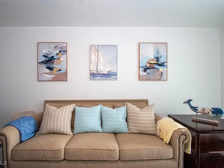 16007 Davis Rd #613 — Photo 12