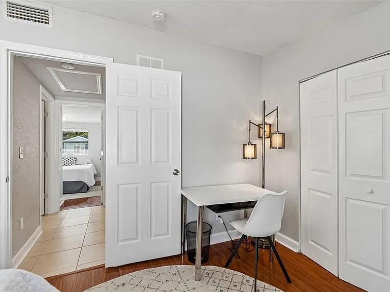 3901 N Ola Ave — Photo 36