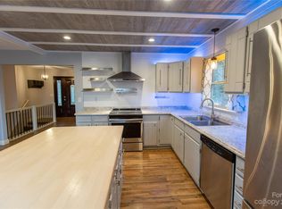 6 Deer Run Ct, Asheville, NC 28803