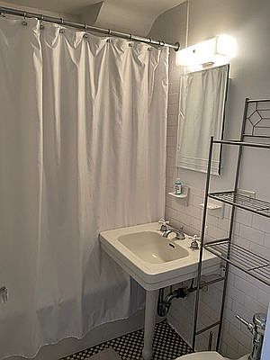 5th image of 45 Tudor City Pl APT 1402
