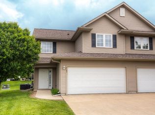 4162 100th St #18, Urbandale, IA 50322