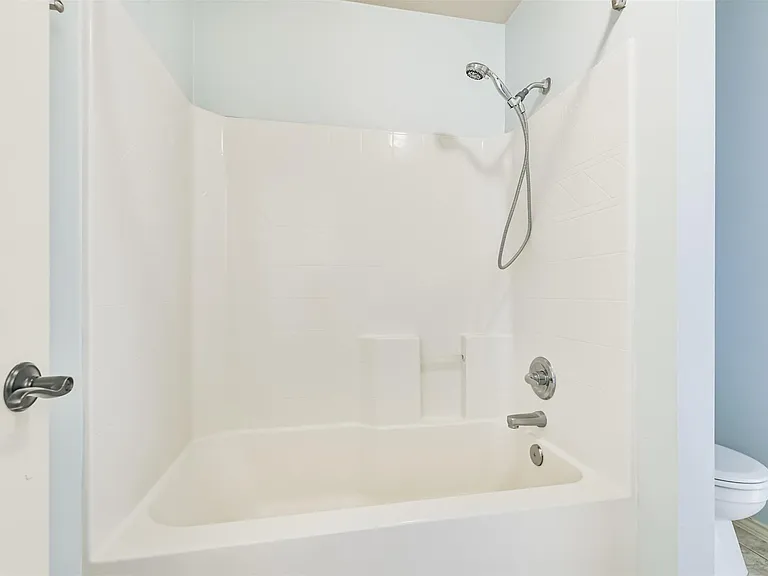 738 Redwing Place Dr — Photo 20