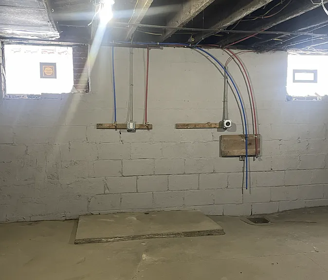 399 W Warren Ave #1 — Photo 5