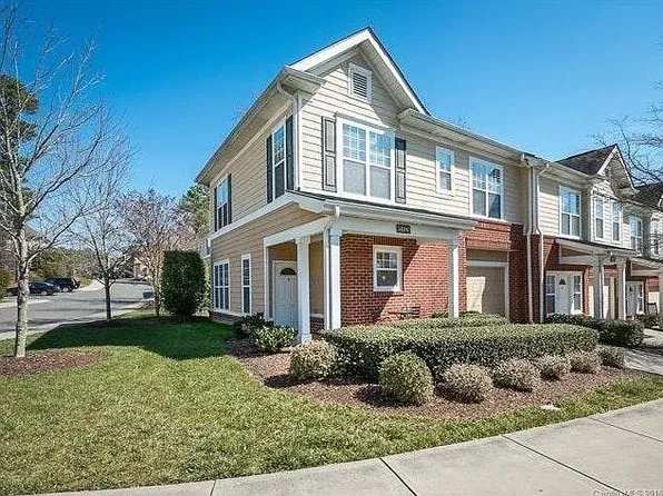 14160 Castle Abbey Ln, Charlotte, NC 28277