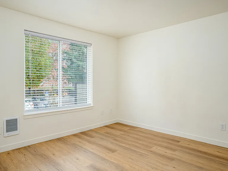 Glen Ridge Apartments — Photo 58