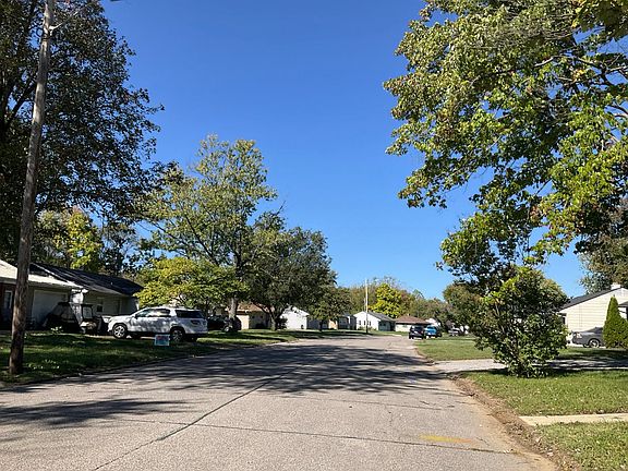 5th image of 3112 Tremont Rd