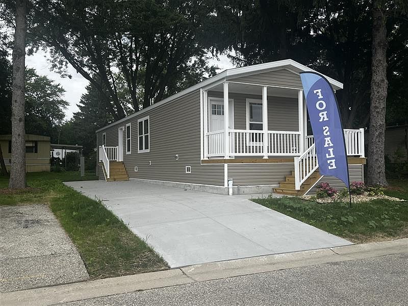 1st image of 19900 128th St Lot 36