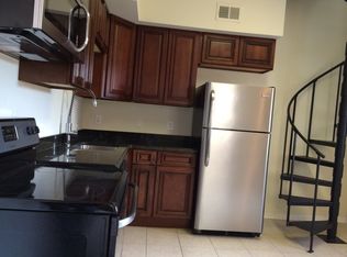 222 S Clay St APT 3, Louisville, KY 40202