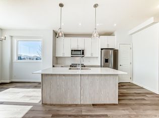 25 Evanscrest Rise NW #201, Calgary, AB T3P0R7