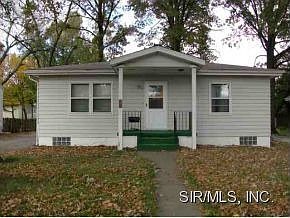 2nd image of 217 1st Ave
