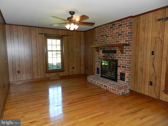 5th image of 18267 White Pine Dr