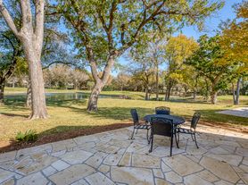 302 Fault Line Dr, Horseshoe Bay, TX