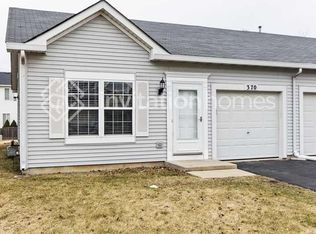 370 Reston Cir, Romeoville, IL 60446