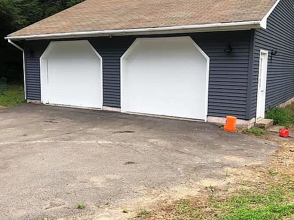 Large workshop upstairs 