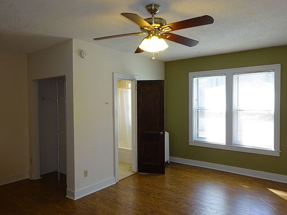 2nd image of 1706 Stevens Ave APT 105