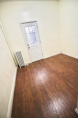 Rented by Delmark Realty LLC | media 49