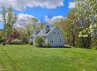 74 Elm St N, Barre, MA 01005
