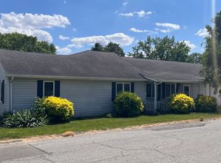 237 North St, Knightstown, IN 46148