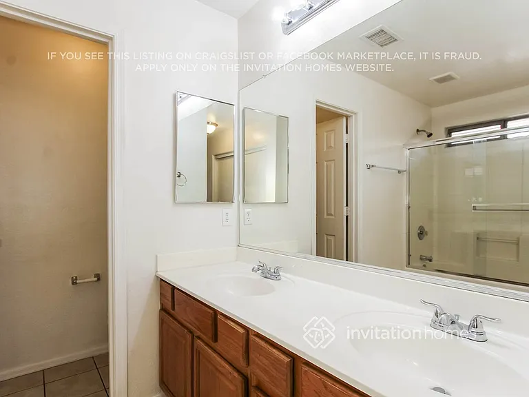 5142 W Fraktur Rd — Photo 8